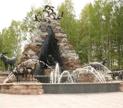 Фонтан "Обь и Иртыш" в Парке им. Лосева в г. Ханты-Мансийске